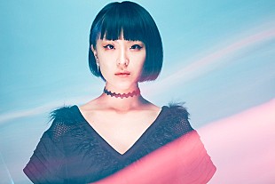 「松田優作の娘×早熟の奇才によるエレクトロユニット・Young Juvenile Youthが新曲2曲配信開始」