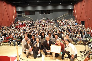 「スターダスト☆レビュー 義援金を届けに、岩手県陸前高田市でフリーライブ開催」