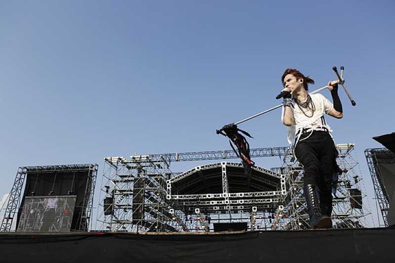 Acid Black Cherry 100,000人動員のフリーライブ上映会開催