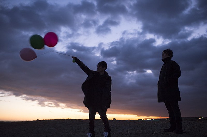 BOOM BOOM SATELLITES “みんなに勇気を与えたいから”と川島出演「STARS AND CLOUDS」MV公開