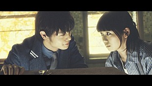 「二階堂ふみ＆窪田正孝で贈るショートムービー「逆さに降る雪」公開！ 主題歌は斉藤和義「ひまわりに積もる雪」」