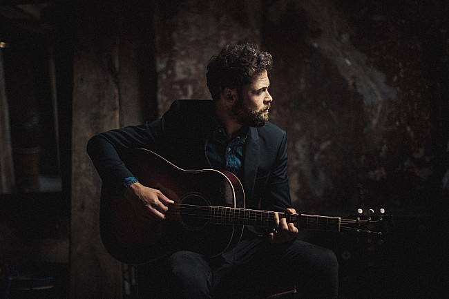 「エド・シーランのOAから空前の大ブレイク！パッセンジャーによる待望の最新作が遂に完成」1枚目/2