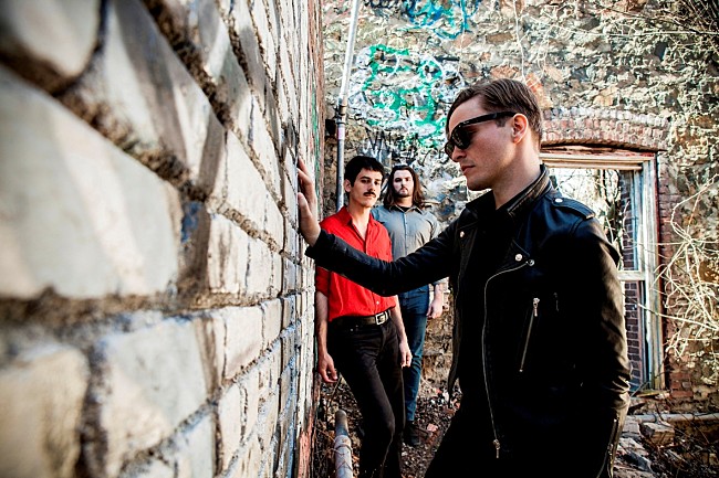 「「孤独の中に安らぎを見つける」マーチャンダイズが待望の新作を2016年9月にリリース」1枚目/2