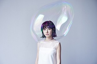 「聖母のように優しく強かな声を持つSSW桐嶋ノドカ 『装苑』新衣装制作概要＆ライブ映像公開」