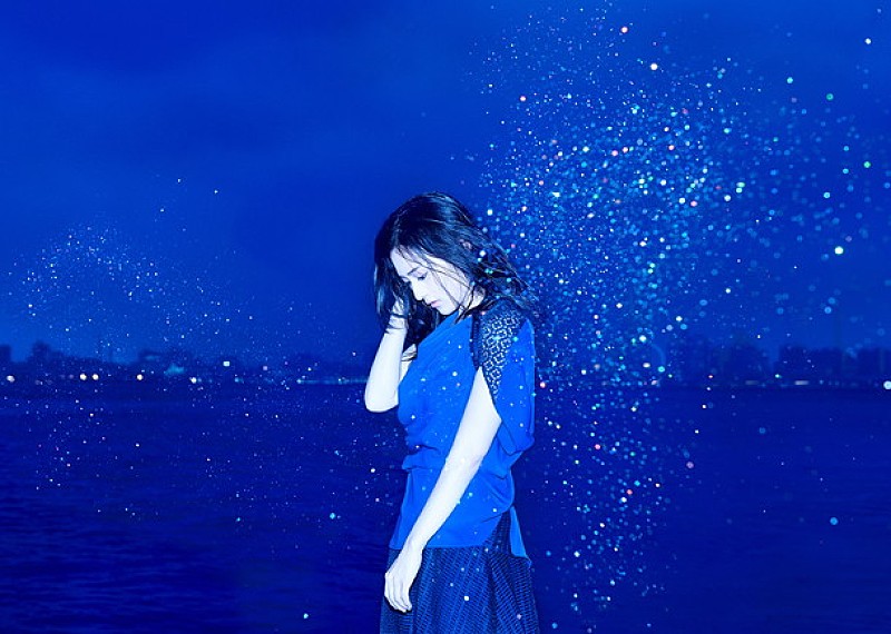 おのののか初のMV出演！ 栞菜智世「Blue Star」の切ないメロディをバックに女の子の苦悩＆葛藤を表現 | Daily News |  Billboard JAPAN