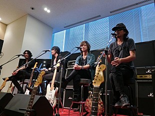 「Ken（L'Arc～en～Ciel）主催【PARTY ZOO】出演メンバーがトークイベントで語りつくした“ストラト愛”」