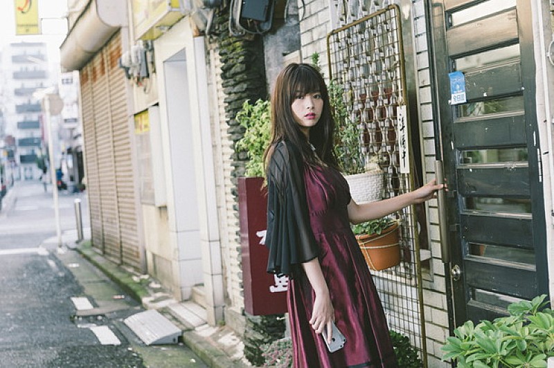 「馬場ふみか 色気溢れる“伊勢佐木町ニューブルース”MV出演&ボーカル初挑戦」1枚目/6