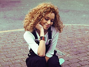 「UK新世代のスター、イジー・ビズの来日公演が来年1月に延期」