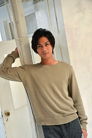 「加藤和樹 恋の「処方箋」シリーズ第3弾「秋恋」PV公開！ 『夏恋/秋恋』ジャケ写なども到着」