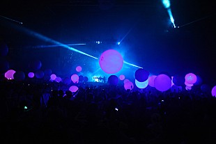 「アンダーワールド サマソニでの圧巻パフォーマンスのライブ音源DLスタート、あの名曲のライブ映像が解禁」