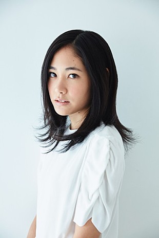 「朝ドラ『とと姉ちゃん』で話題の女優 山下達郎の新曲MVに出演」