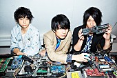 UNISON SQUARE GARDEN「UNISON SQUARE GARDEN バンド史上記録更新の全国ツアー追加公演を発表」1枚目/2