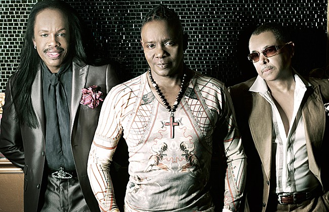 「【来日直前インタビュー】アース・ウィンド＆ファイアーのヴァーディン・ホワイトが語るEW&amp;Fの功績、モーリスの死、J・ティンバーレイクとのコラボ」1枚目/2