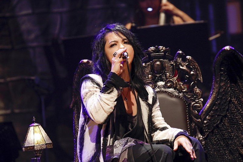 VAMPS 台風の近づく夜に開催【-ACOUSTIC DAY-】レポート到着