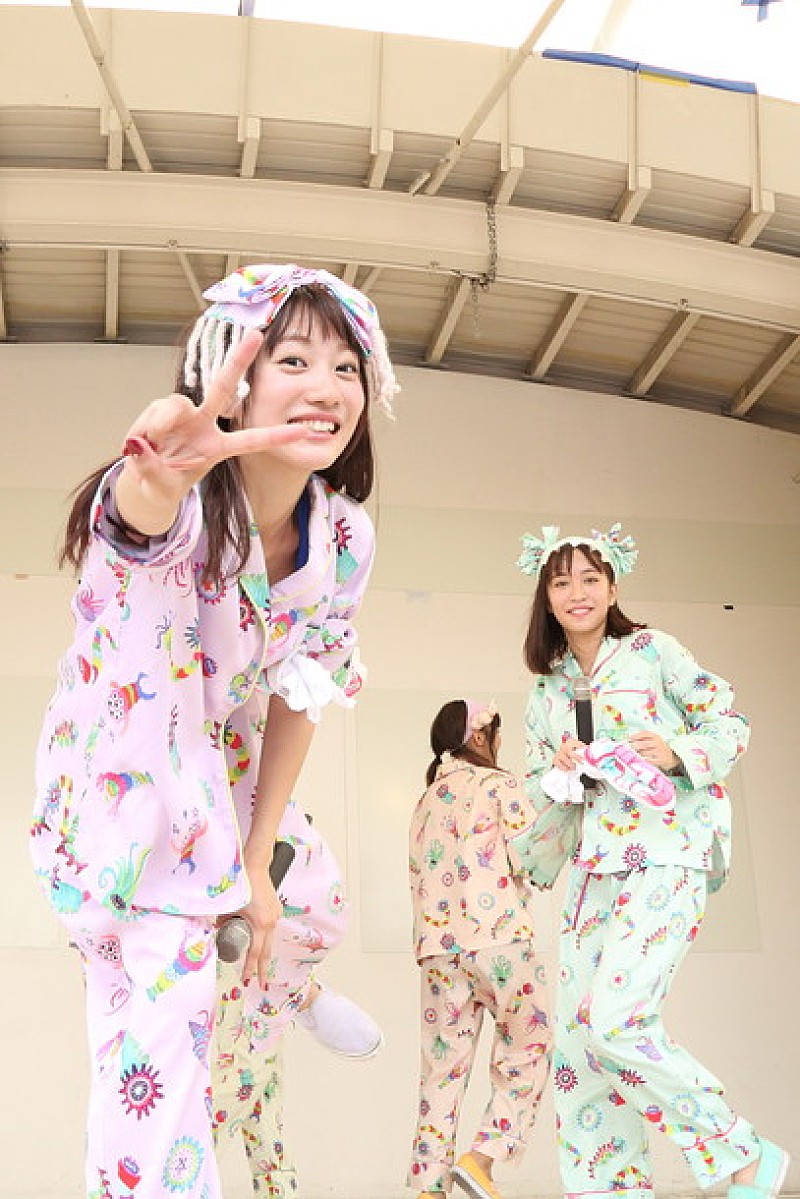 Ｃｈｅｅｋｙ　Ｐａｒａｄｅ「」2枚目/30