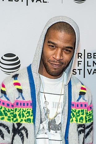 「キッド・カディ、ファレルをフィーチャーした新曲「Surfin’」公開」