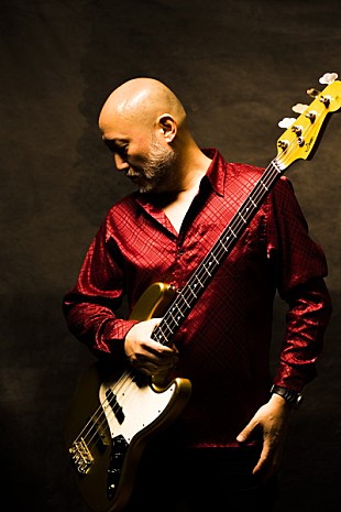 「NANIWAのベーシスト、清水興が還暦イベントを12/13開催」