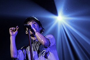 「UVERworld クリスマスの日本武道館ライブ映像作品から「Roots」先行公開」