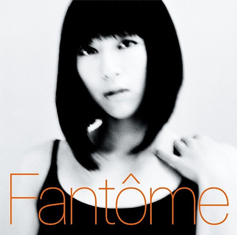 宇多田ヒカル「【ビルボード】宇多田ヒカル『Fantome』貫録の3連覇、Happinessが2位に」1枚目/1