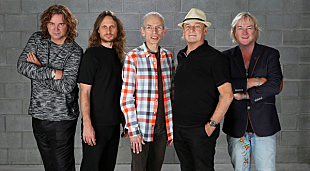 「イエス、11月の来日公演でアルバム『ドラマ』からも数曲披露」