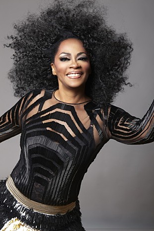 「ジョディ・ワトリー、シャラマーの名曲も交えた来日ツアーが開催決定」