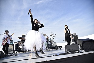 「LINDBERG、矢井田瞳、SOLIDEMOが平城宮跡をバックに生ライブ！　　 」