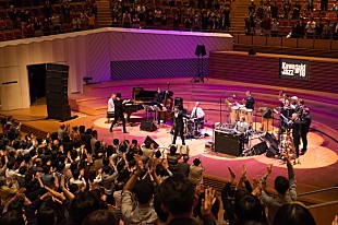 「【かわさきジャズ2016】アニソンとジャズの相乗効果が世代や国境を超える。プラチナ・ジャズ・オーケストラの川崎公演をレポート」