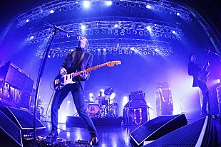 「デビュー20周年を迎えたクーラ・シェイカー【JAPAN TOUR 2016 / Album“K”再現ライブ】レア曲も披露された初日公演をレポート」