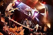 「SuG【VersuS】東京2daysはポップでカラフルな極彩SuG勝利！ 決着は12/30豊洲PIT“重要なカウントダウンの始まり”」1枚目/6