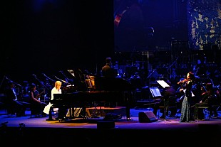 「【YOSHIKIクラシカル・ツアー】日本最終公演にヴァイオリン・ミューズ 川井郁子が登場！ YOSHIKIのピアノと奏でた「Say Anything」」