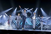 SHINee「SHINee、日本初上陸のワールドツアーでファン45,000人を魅了」1枚目/6