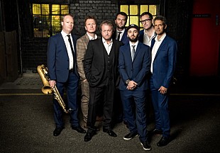 「ベース＆シンセサイザーのサウンドを武器に80sを席巻したレベル42が来日決定」