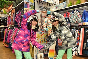 「双子ユニット“まこみな”まこ×“東京女子流”新井ひとみ、現代版「雪やこんこん」でスペシャル・ユニット結成」