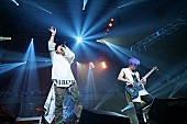 UVERworld「UVERworld、恒例のクリスマスライブで新曲リリースを事務所社長がフライング発表」1枚目/14