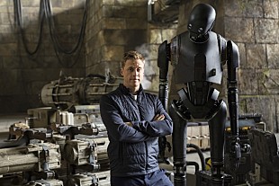 「『ローグ・ワン/スター・ウォーズ・ストーリー』、大人気ドロイドK-2SOはどうやって撮影？特別映像が公開」