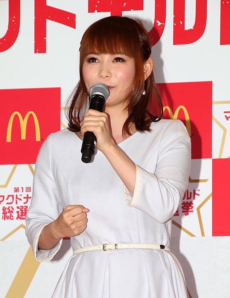 中川翔子「中川翔子、「夜中にパンツ一丁で食べます…」　妊娠中の政井マヤ、第3子は「男の子です」と報告」1枚目/1