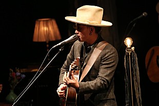 「“Life”から“Love”へ。進化し続ける平井 大が2016年のツアー最終日に贈った愛のステージ」