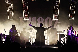 「サカナクション、RADWIMPSなど…総勢2万人によるロック大忘年会　2日間にわたる【FM802 RADIO CRAZY】のレポートをお届け」