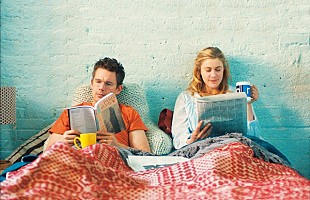 「ジュリアン・ムーアら出演映画『マギーズ・プラン 幸せのあとしまつ 』音楽担当のアダム・ホロヴィッツからコメントが到着」