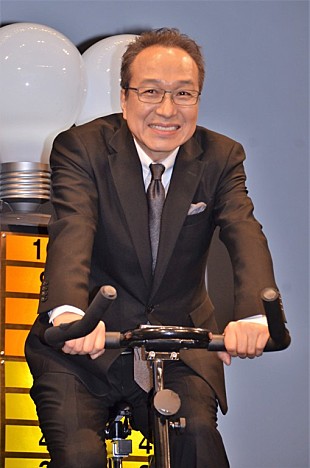 「小日向文世、発電イベントに挑戦　体当たりの自転車発電も反応せず」