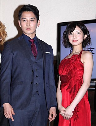 「石黒英雄、入来茉里の「お尻にどうぞ」にタジタジ　「ニュ－スに書かれちゃう！」」