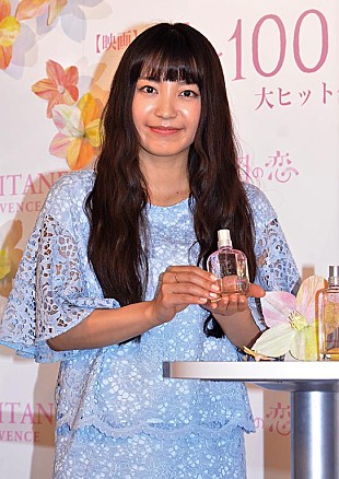 「ｍｉｗａ、坂口健太郎と立場逆転　本番前にギタ－指導「教え方を教えました」」