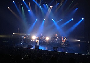 「家入レオ、ファン1,000人を前に地元福岡のラジオ局と凱旋ライブ開催」