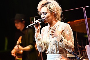 「Crystal Kay「忘れられないスペシャルな夜にします！」、ビルボードライブ初単独公演をレポート」