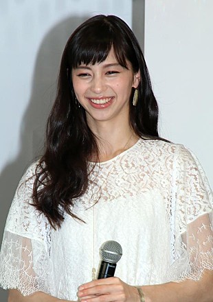 「中条あやみ、ノブコブ吉村は「テレビよりも面白い」　吉村は“破天荒”なエピソ－ドも披露」