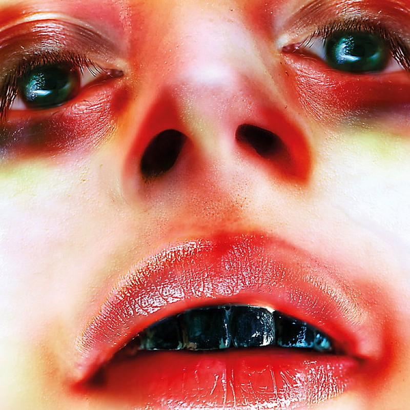 アルカ 最新作『Arca』収録曲「Saunter」音源公開