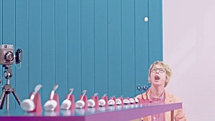 「木村カエラ、ティッシュ早抜き/マシュマロキャッチ…5つのスゴ技に挑戦！ お茶目で可愛いNGシーンも」