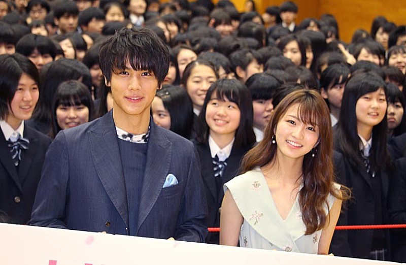 「中川大志のサプライズ登場に高校生が悲鳴！　“緊張克服法”を尋ねられ「歯磨きをして」」1枚目/1