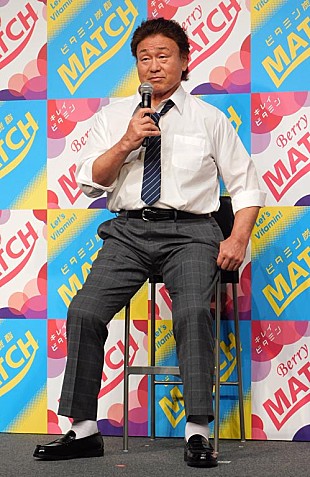 「Ｍｒ．ＫＩＮＧの平野紫耀「いつも天龍さんと戦っていた」　新ＣＭ発表会で水平チョップの応酬！？」