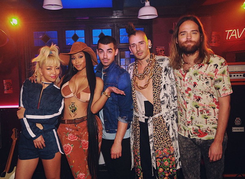 DNCE、ニッキー・ミナージュ参加の新たなパーティー・チューンをリリース